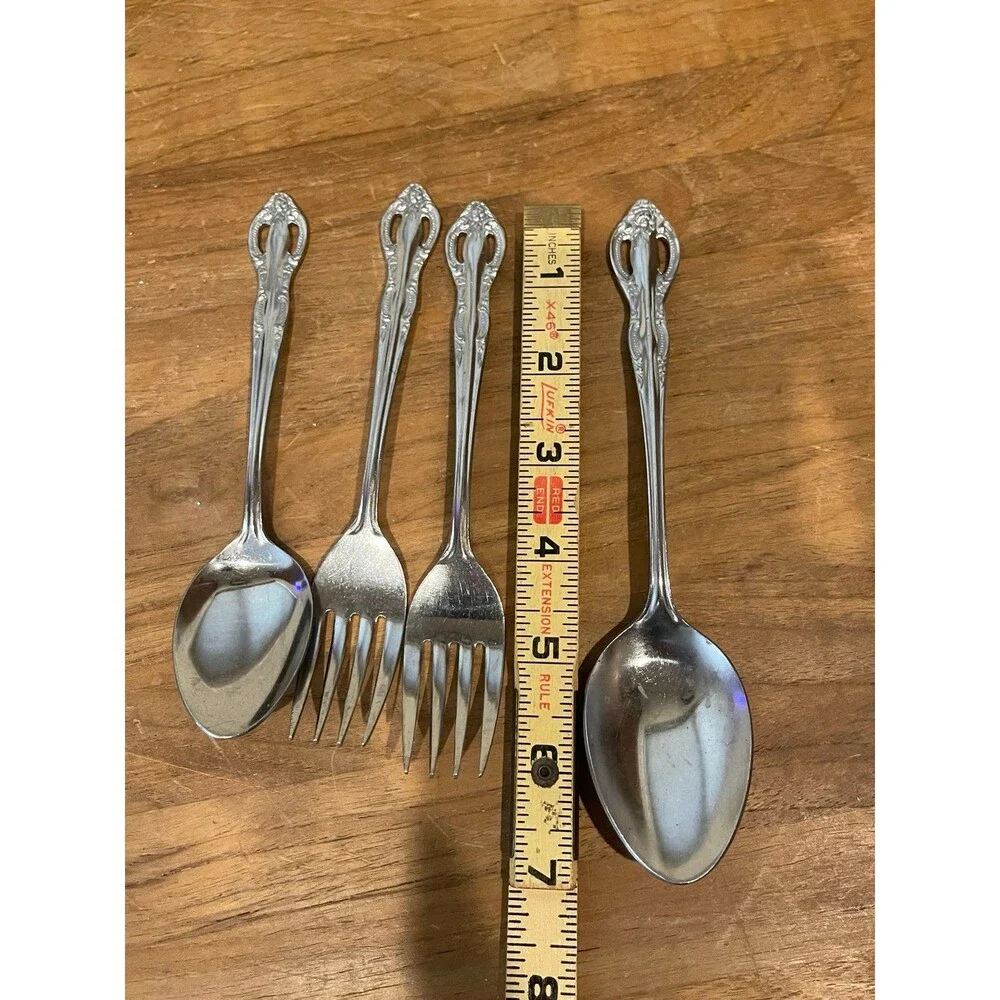 4 piece Oneida Community Stainless - BRAHMS flatware